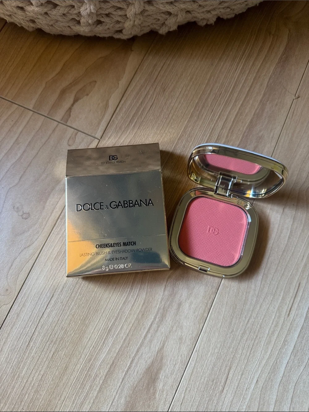 Dolce & Gabbana Cheeks & Eyes Powder in Joyful Peach 02